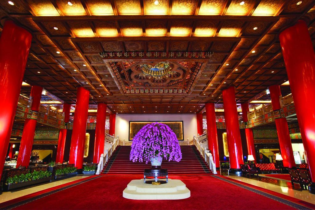 The Grand Hotel Taipei Exterior photo Lobby